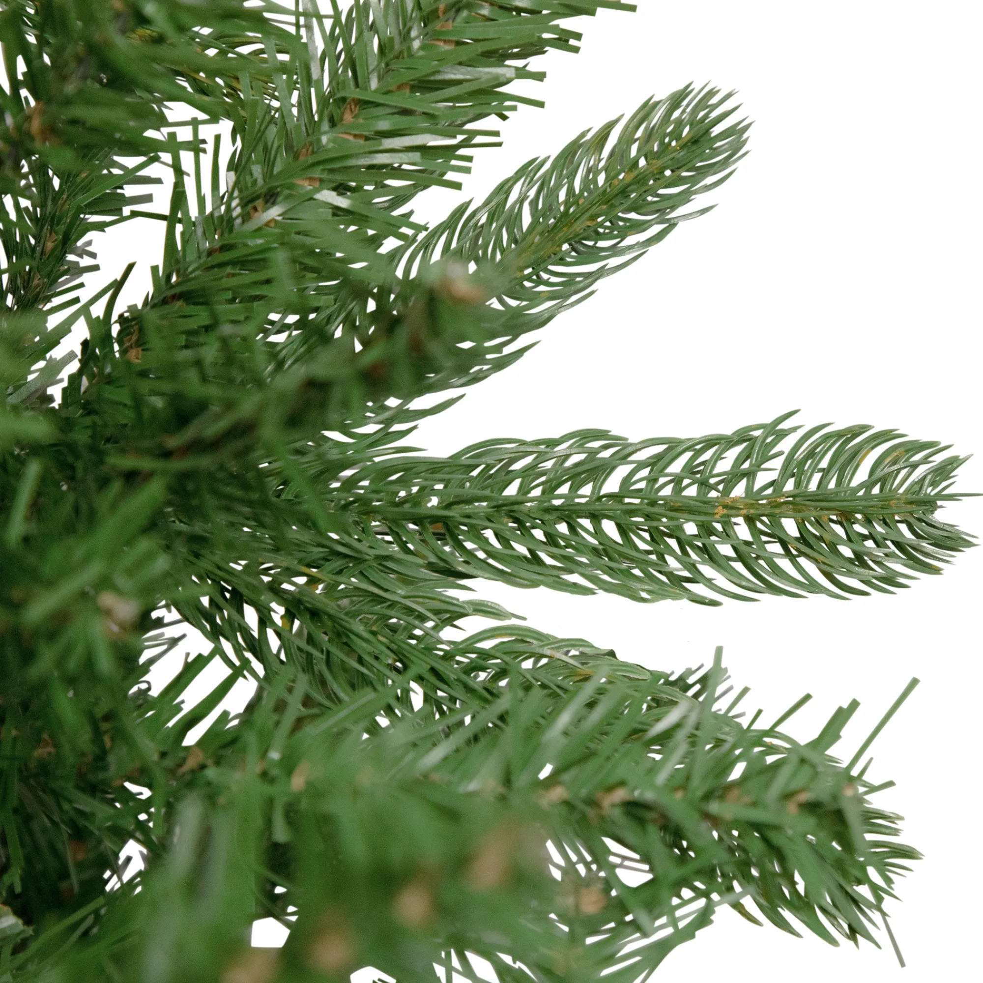 Northlight Unlit-6.5' Full Sierra Noble Fir Artificial Christmas Tree - Unlit