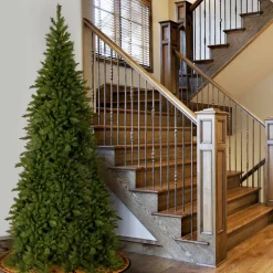Christmas Central Unlit-Artificial Christmas Trees/Unlit Christmas Trees/6 And 6.5 Feet Tall Christmas Trees